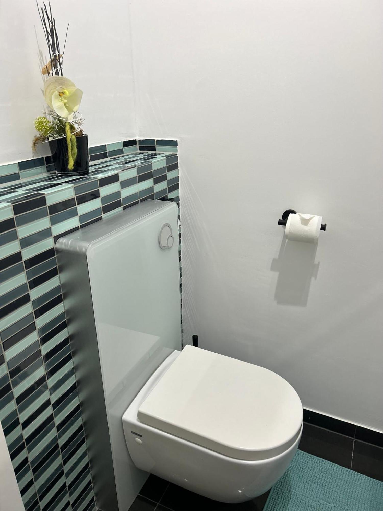 Schwarzwald City Loft فيلينغن سشفايننغ المظهر الخارجي الصورة